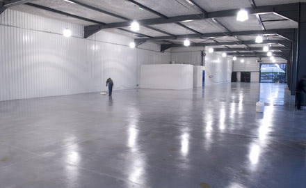 Sol béton gris intérieur particluier